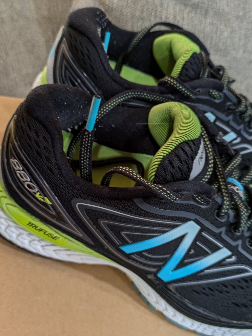 New Balance Women's 880 Trufuse Athletic Shoes Size 7.5 Multi Color Good Condit